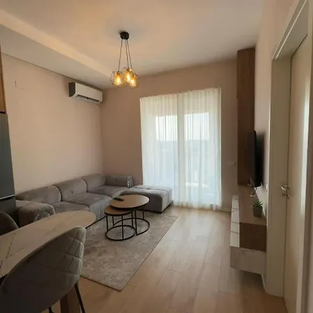 Center Boulevard Apartment Tirana