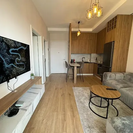 Center Boulevard ティラナ