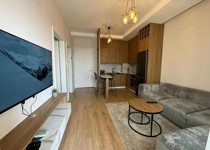 Center Boulevard Tirana